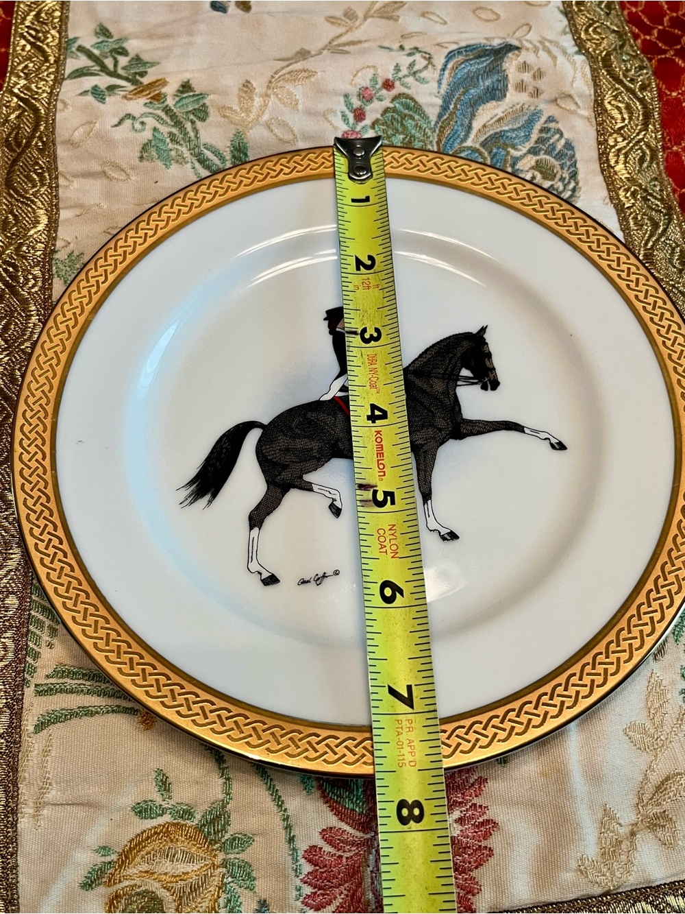 The Huntsman Porcelain Plate Dressage Equestrian - Picture 5 of 5